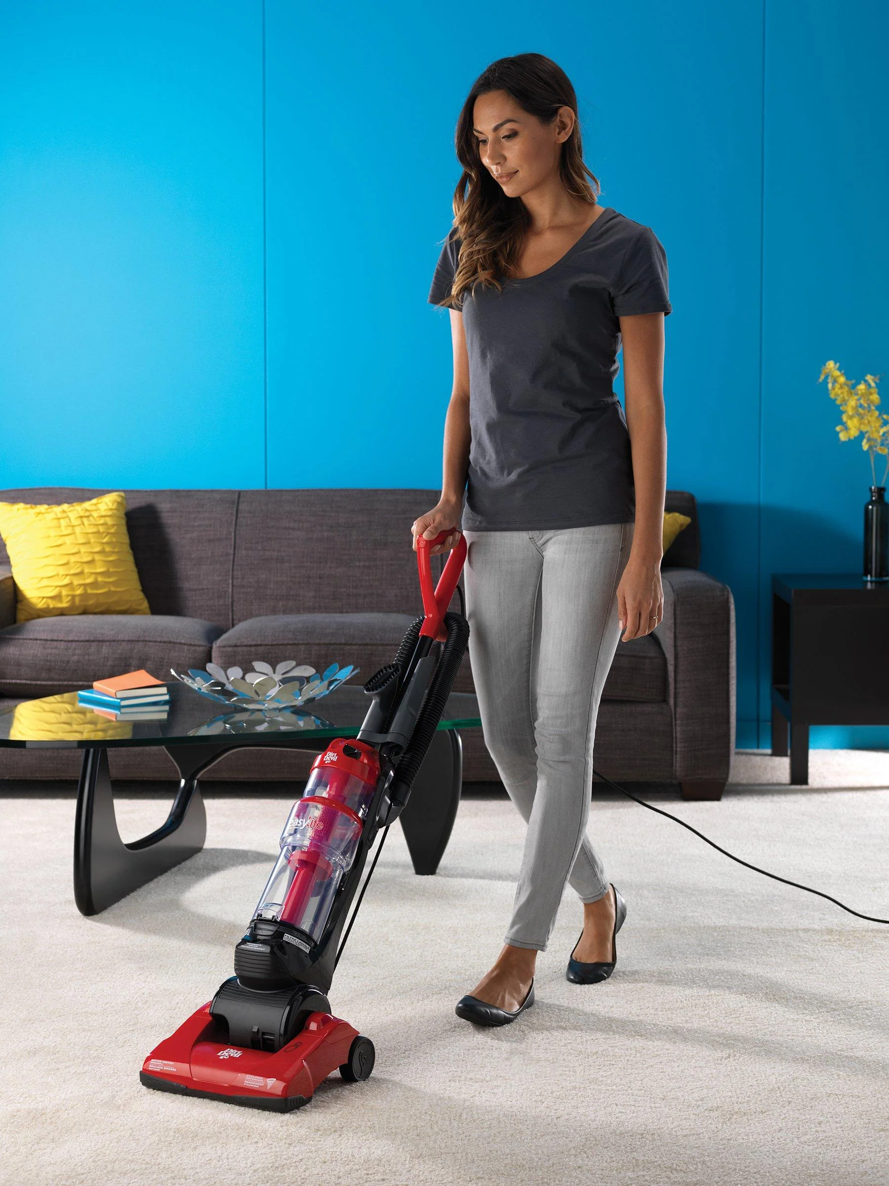 Easy Lite Cyclonic Upright Vacuum - Image 3